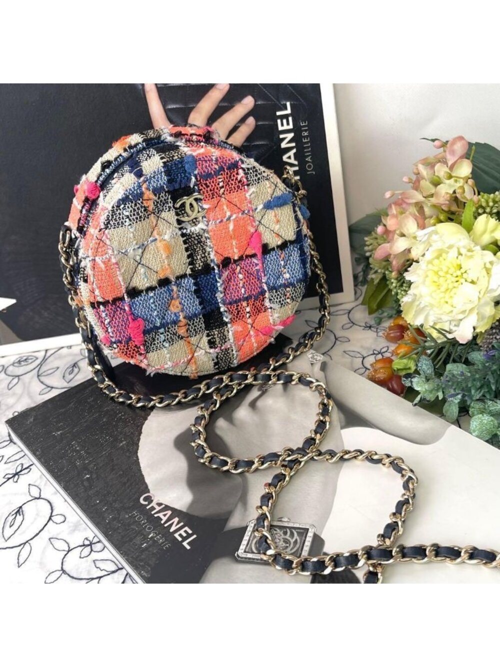 Chanel Round Mini Classic Chain Shoulder